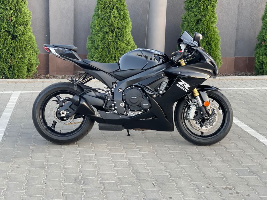 Suzuki GSX-R 750, 2024 cпортивний мотоцикл Сузуки Джиксер