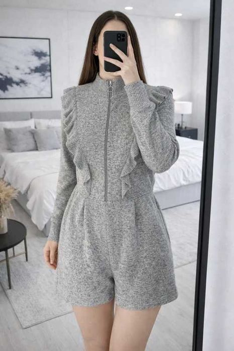 Rozmiar L Bershka krótki dzianinowy kombinezon