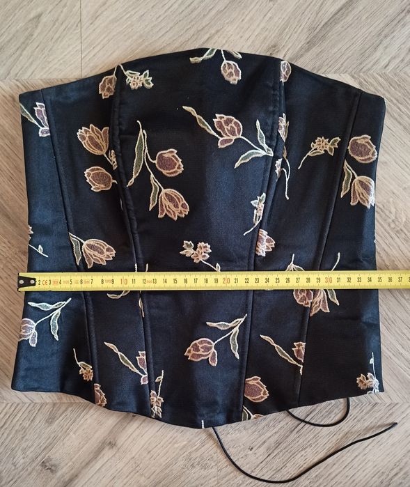 Elegancki gorset rozmiar 40