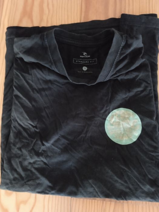 T shirts diversas marcas tamanhos e feitios