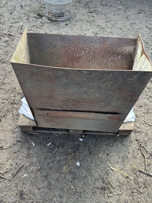 Бункерна Кормушка для свиней