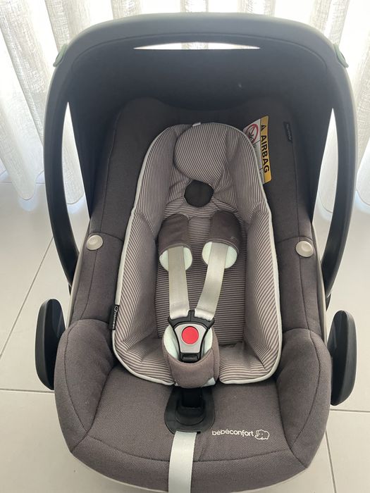 Carrinho quinny moodd, alcofa dobrável, adaptadores, babycoque bébéconfort e isofix 2Wayfix
