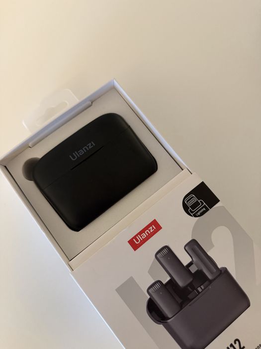 Wireless Microphone 2 microphones