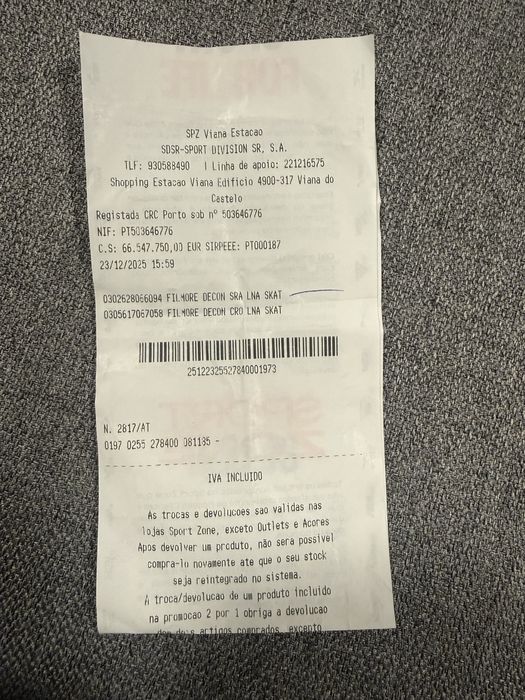 Vans originais pretas e brancas