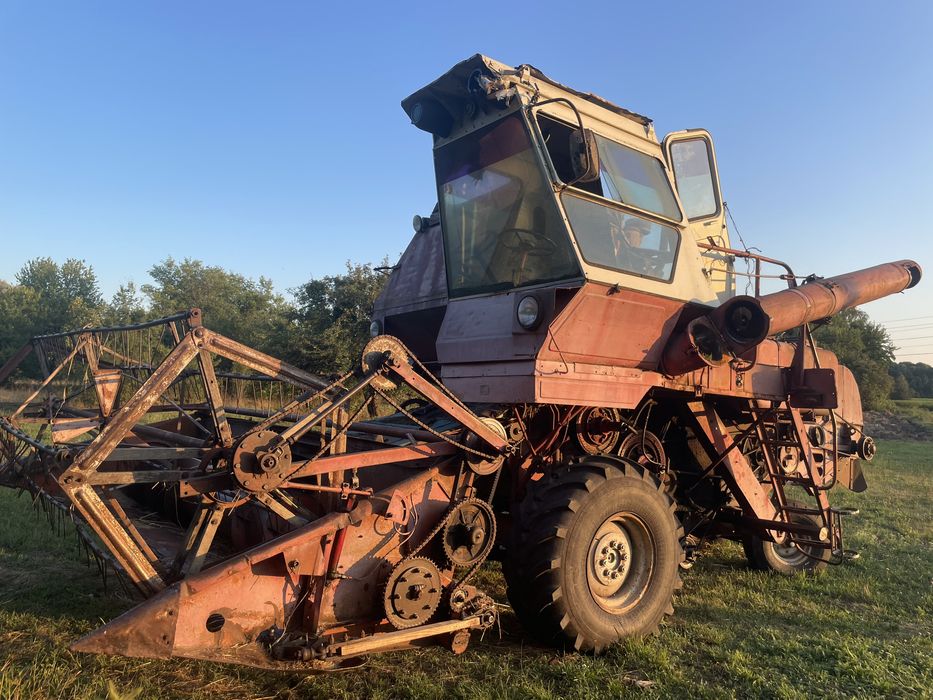 Комбайн Нива СК5