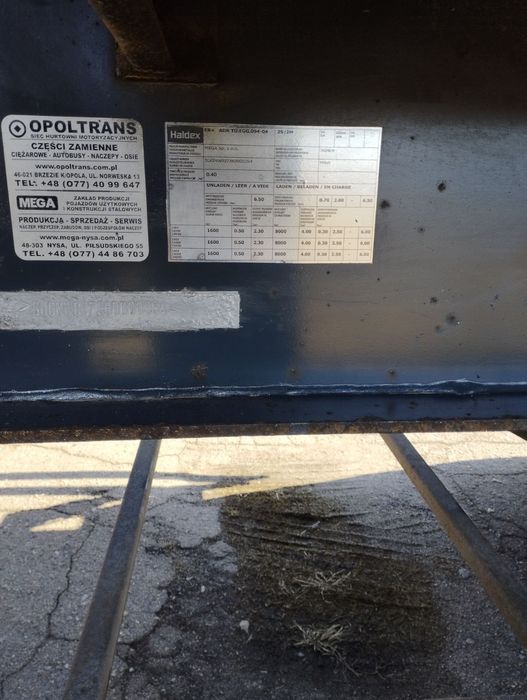 Напівпричі Mega 2007 року intrax