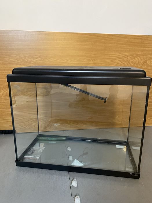 Aquario de 50L + aquario de 10L