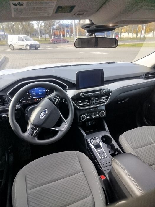 Ford escape mk 4 hybrid.