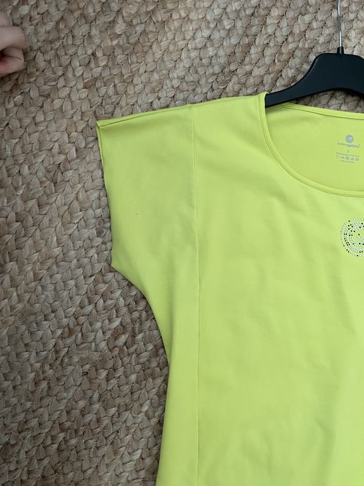 T-shirt de desporto com costas abertas