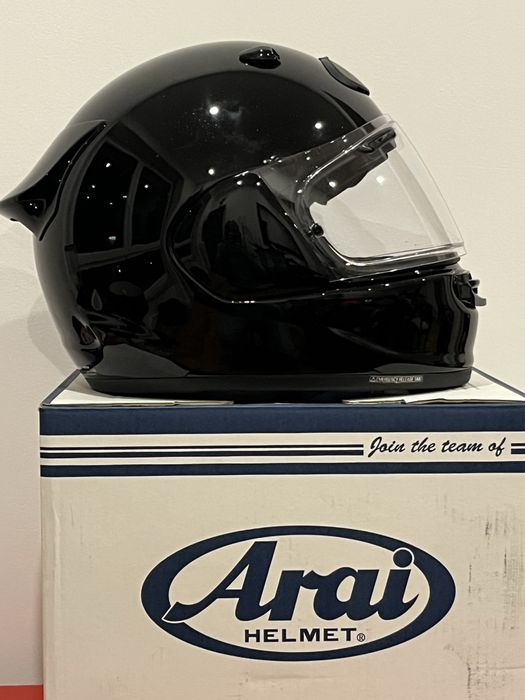 Arai Quantic Diamond Black