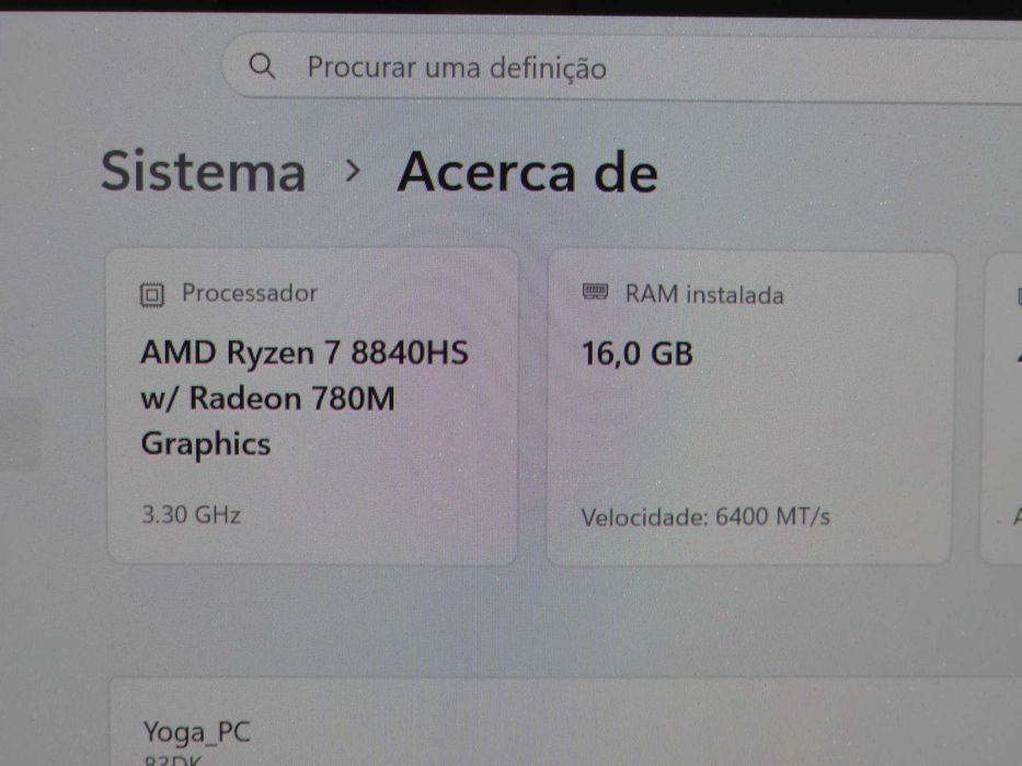 Portátil Yoga 7 2-in-1 Gen 9 (14'' AMD) OLED - 1TB NVME - USB4 - TouchScreen - Ryzen 7 - 780M