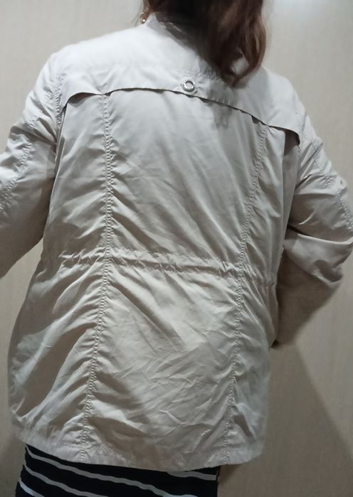 Damska kurtka jesienna 52/54 beżowa