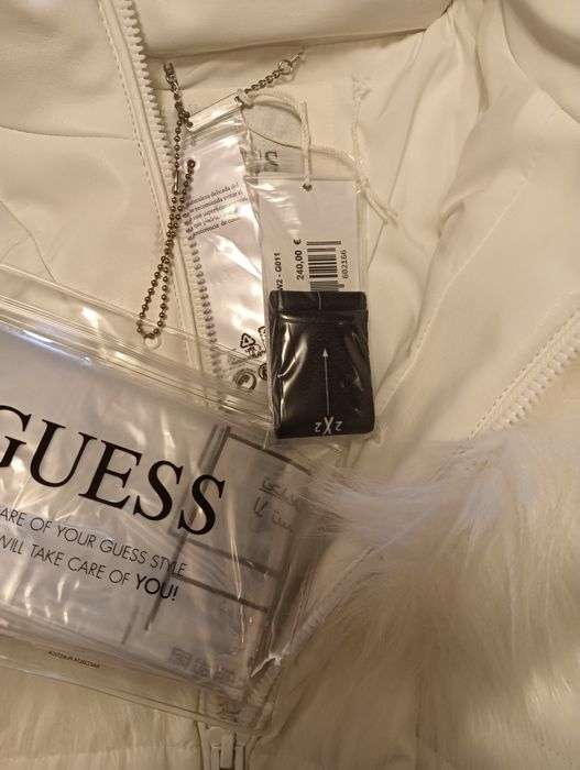Casaco da Guess novo