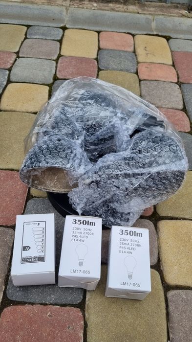 Трёх ламповый светильник спот.