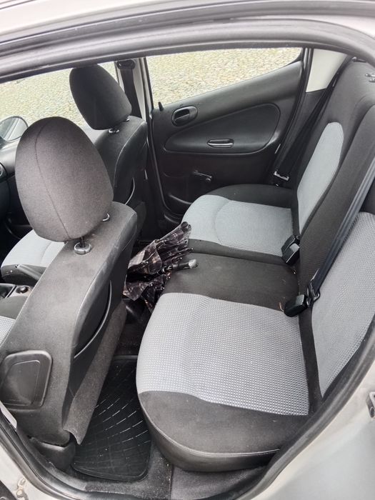 Peugeot  206  ano 2003