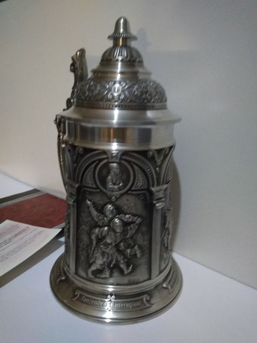 Artina -  подарочная,  коллекционная кружка для пива,