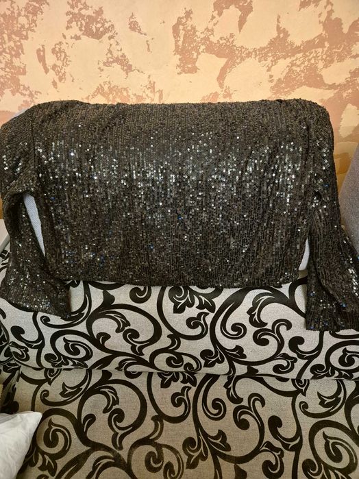 Блузка з блискітками