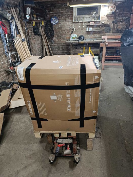 Silnik 2.0 TFSI 180 KW 245KM DSN Audi Q3 22r. uszkodzony kompletny.