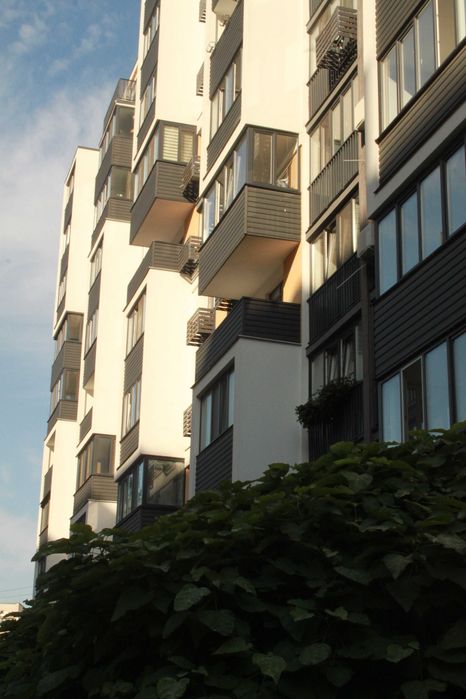 Оренда комерційних приміщень від 60м2, будинки здані