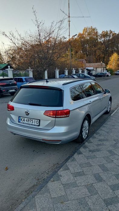 Продам автомобіль Volkswagen Passat B8