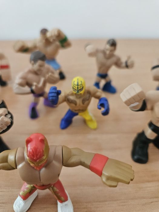 Conjunto de 11 bonecos de wrestling