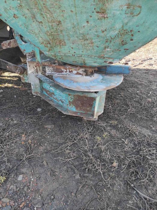 РМД - розкидач мінеральних добрив продам.