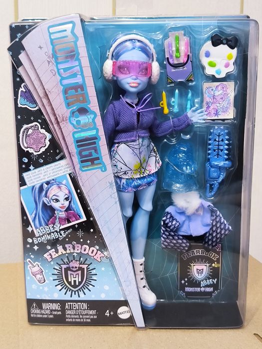 Monster High Fearbook Abbey  Bominable Монстер Хай Еббі Бомінейбл Книга страху лялька Venus McFlytrap Венера