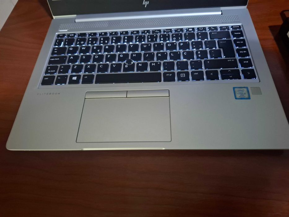 HP EliteBook 840 G6 | Intel i7 | SSD 256 GB | 8 GB RAM | Windows 11 Pro