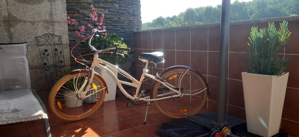 Bicicleta Beach Cruiser Senhora edição Limitada