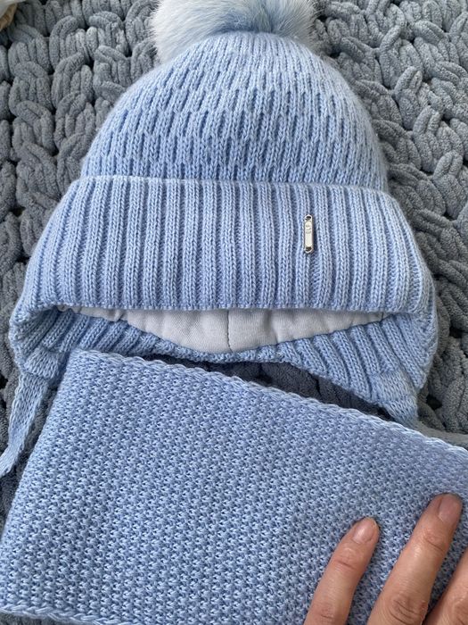 Шапка з шарфиком