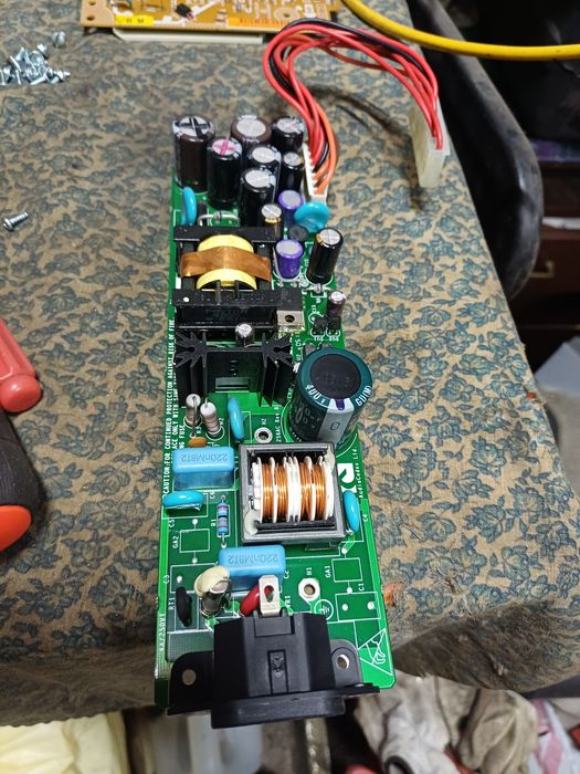 Блоки  живлення.