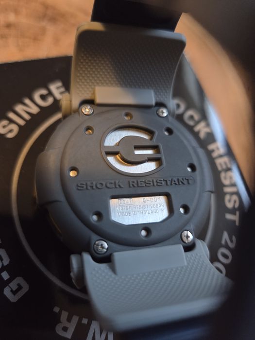 Casio G-Shock  G-001-2C DW-001