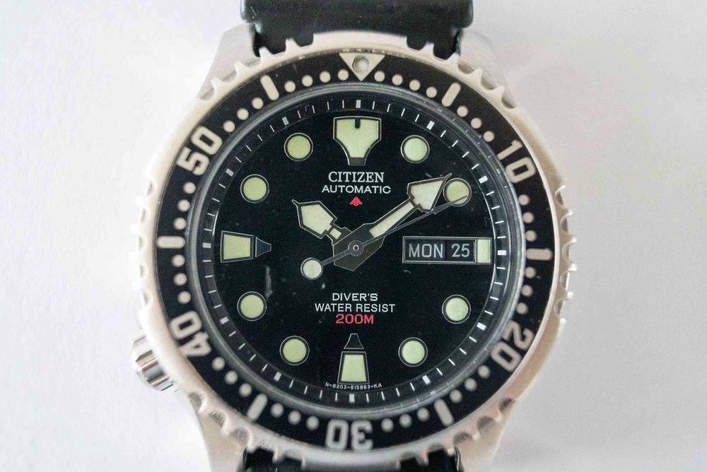 Zegarek Citizen Promaster ny0040-09e klasyka