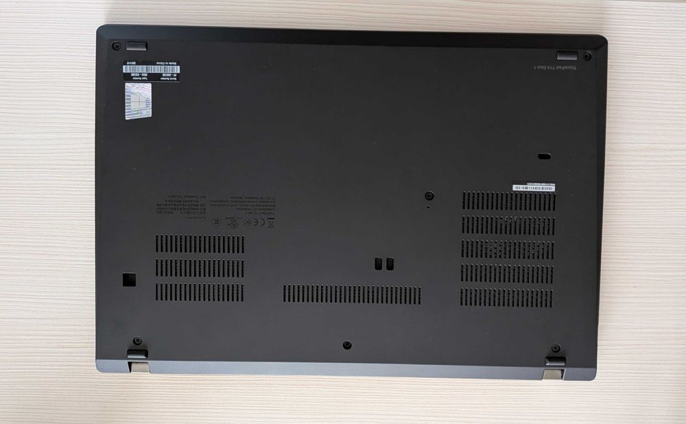 Sprzedam laptop Lenovo ThinkPad T14 + Stacja dokująca - jak nowy