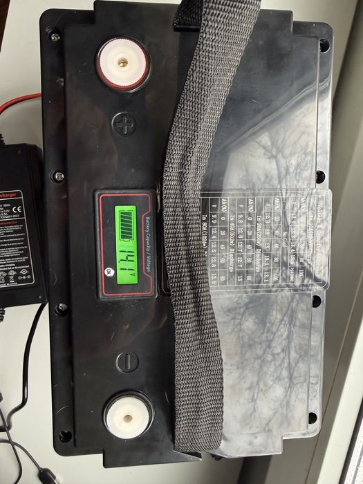 Акумулятор lofepo4 12/100ач з зарядкою!