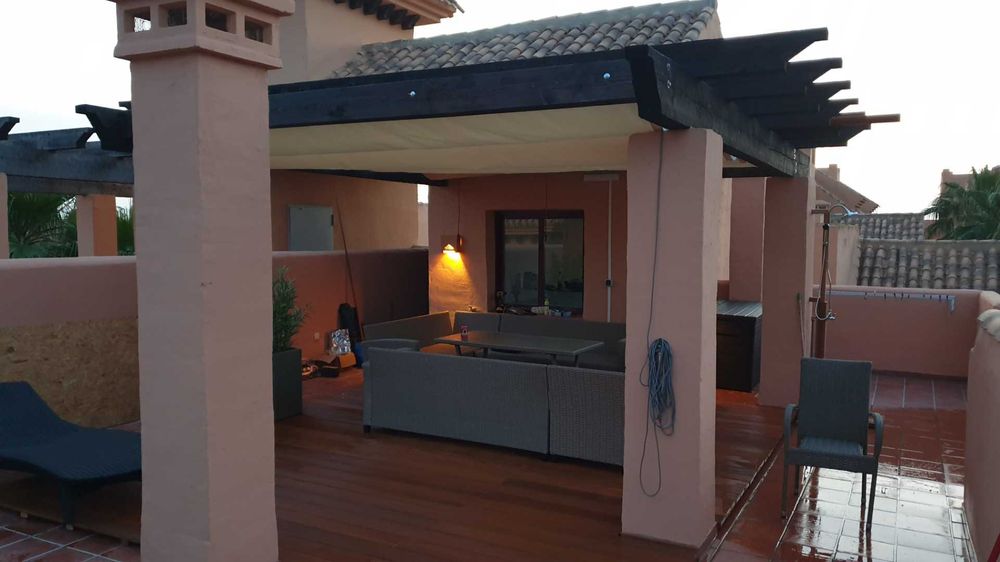 Dach rzymski materiałowy roleta zewnętrzna tarasowa do pergoli