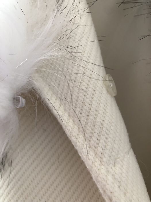 Casaco branco com pelo