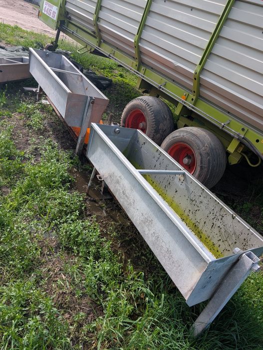 Poidło wannowe  dla bydła krów byków ze stali nierdzewnej.