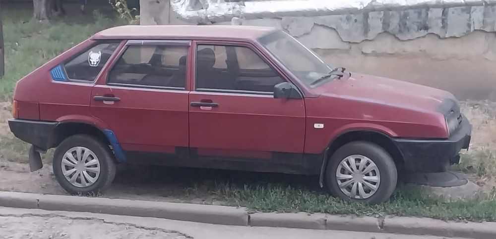 Ваз 2109 продам на запчасти