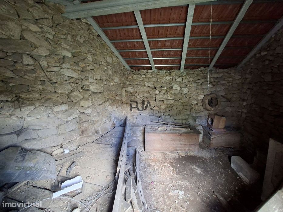 Moradia T2 em Mata, Fornos de Algodres