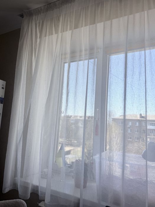 Біла тюль на кухню