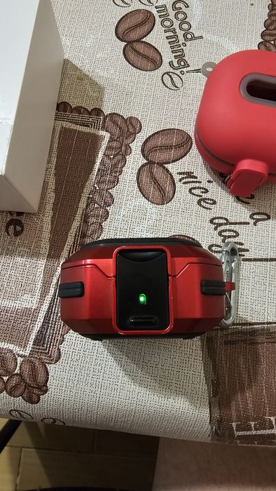 Кейс для наушников Samsung Galaxy Buds Live, SM-R180