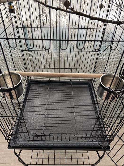 Клетка для попугая (б/у)