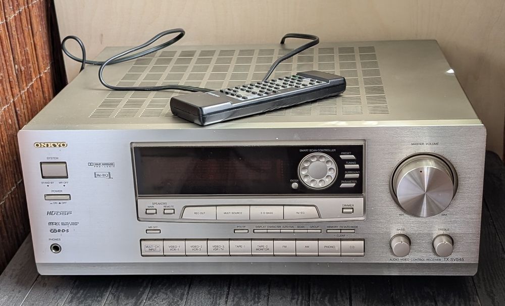 Amplituner Onkyo TX-SV545 z oryginalnym pilotem