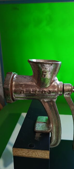 Polska maszynka do mięsa Alfa nr 5.