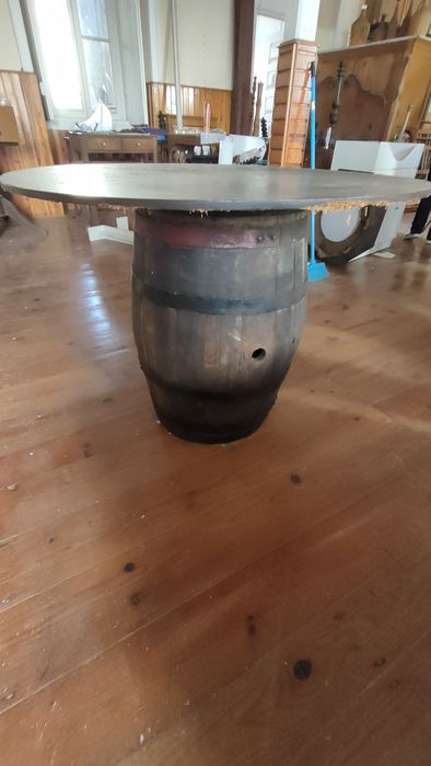 Pipo antigo de madeira para mesa