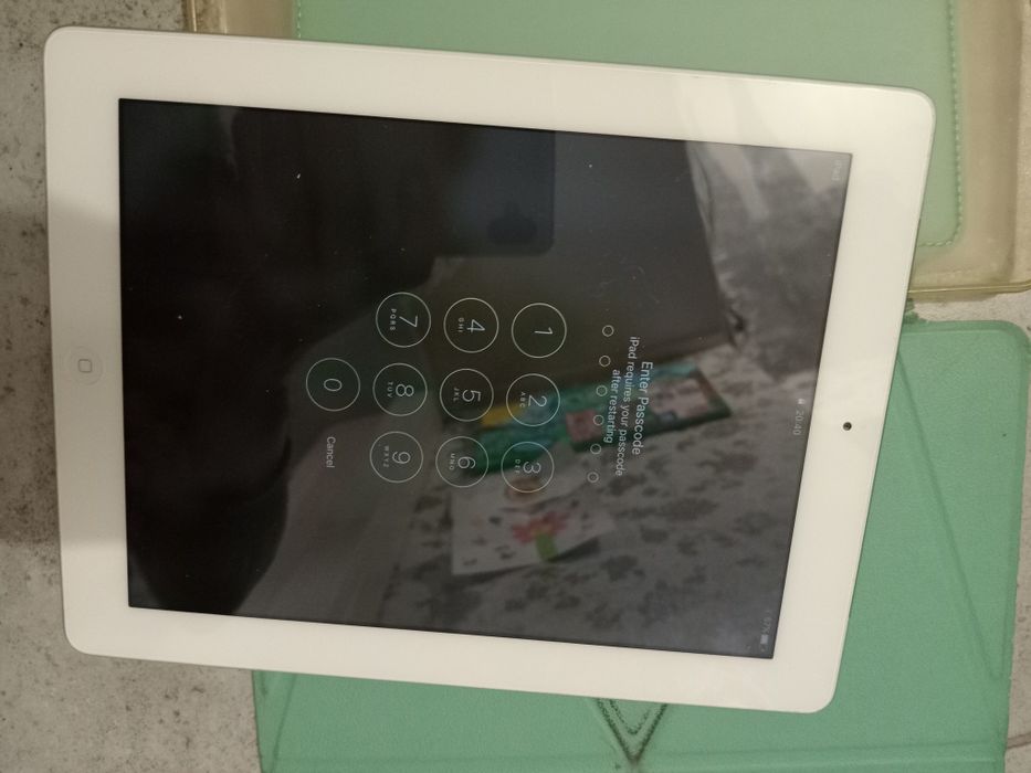 Планшет Apple A1460 iPad with Retina display модем 4G на запчасти