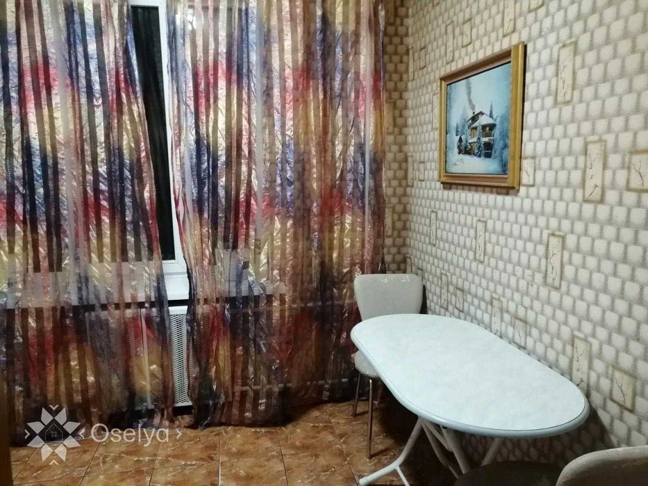 Продаж 1-кімнатної квартири (Сталінка) просп Валерія Лобановського 41