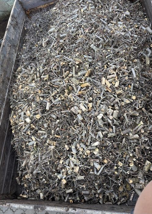 Продам подрібнені гілки