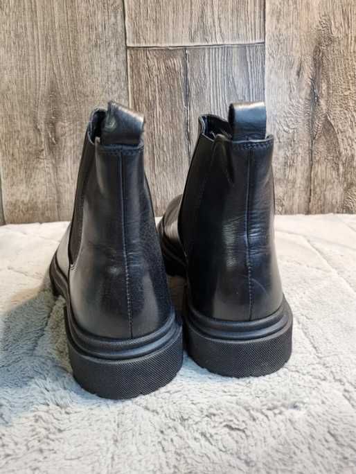 Czarne, skórzane sztyblety Zign, 40